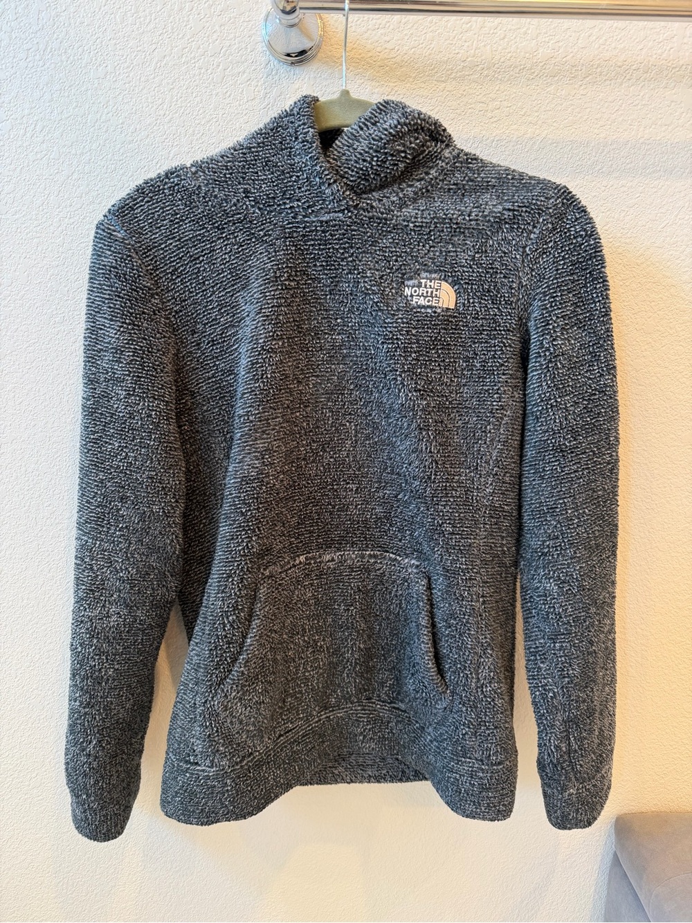 THE NORTH FACE Gray/black Pullover Hoodie